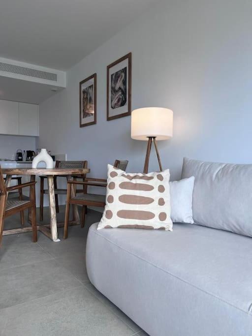 Gran Apartment-iconic Sea View Apartment *